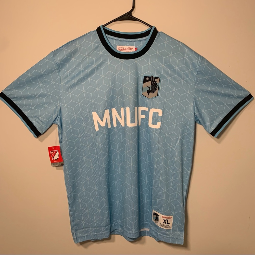 Minnesota United FC Mitchell & Ness Jersey Powder Baby Blue Size XL NWT Rare